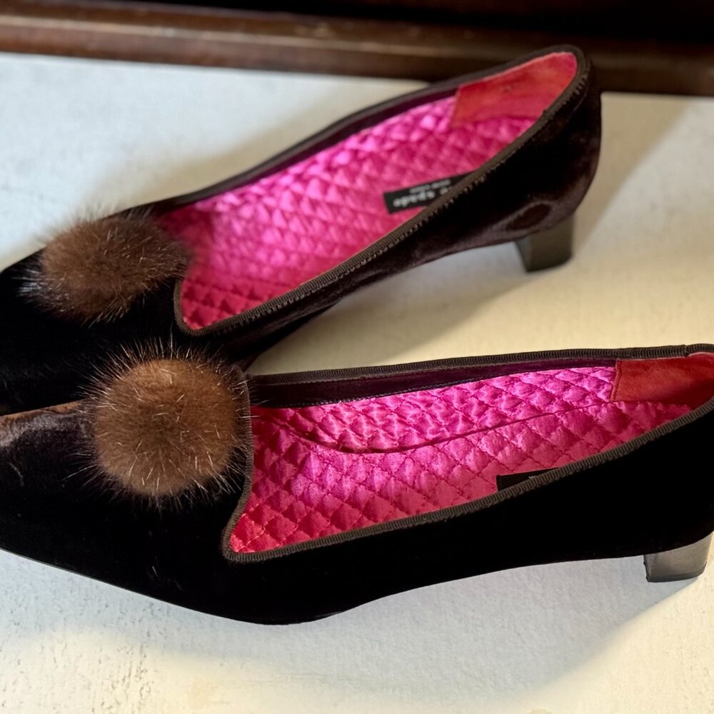 Kate Spade New York 9.5M Tryst Brown Velvet with Fur Pom Poms Square Toe Pumps - Picture 4 of 14